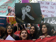 عورت مارچ آرگنائزرزکے خلاف دائر درخواست پر ہائی کورٹ کا نیا بنچ تشکیل