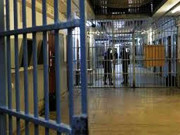 اڈیالہ جیل میں قیدیوں کے درمیان تصادم شیوینگ بلیڈز کے وار سے 2 قیدی شدید زخمی