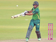 فخر کے بیٹ کی ضرب سے ریکارڈز کا طوفان