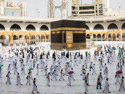 سعودی حکومت کا ویکسین لگوانے والے افراد کو عمرہ کی اجازت دینے کا اعلان