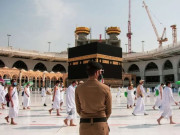رمضان میں بلااجازت عمرہ ادا کرنے پر 10 ہزار ریال جرمانہ عائد