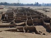 مصر کے ریگستان میں 3 ہزار سال قدیم ’سنہری شہر‘ دریافت