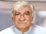 مشرف پر غداری نہیں آئین کی خلاف ورزی کا مقدمہ چلائیںاسفند یار