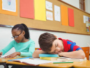 یوگا اور سانس کی مشقیں بچوں کا فکری انتشار کم کرسکتی ہیں