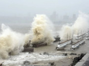 سمندری طوفان ’تاؤ تے‘ بھارت کے ساحل سے ٹکرا گیا21 افراد ہلاک