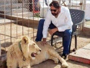 شیر کے ساتھ تصاویر شیئر کرنیوالے شہری کے خلاف کارروائی کا فیصلہ