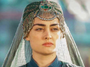 ’’ارطغرل غازی‘‘ میں حلیمہ خاتون کو اردو زبان دینے والی آواز کس کی ہے