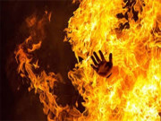 بیوی نے اپنے رشتہ داروں سے ملکر خاوند کو آگ لگ دی