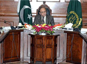 کسی ادارے نے حدود سے تجاوز کیا تو عدلیہ کو مداخلت کرنا پڑے گیچیف جسٹس 