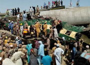 ٹرینوں میں المناک حادثہ