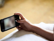 ایپل کو لڑکی کی برہنہ تصاویر لیک کرنے پر لاکھوں ڈالر ہرجانہ ادا کرنا پڑ گیا