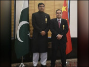 چین میں تعینات پاکستانی سفارتی اہلکاروں کےلیے تمغہ امتیاز
