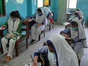 انٹر کے طلبا کو بھی وسیلہ تعلیم پروگرام میں شامل کرنے کا فیصلہ
