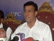 مودی حریت قیادت کو جیلوں میں بند کرکے کانفرنس کا ڈرامہ کررہا ہے عبدالحمید لون