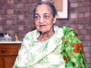 سینئر ریڈیو صداکارہ اور ٹی وی اداکارہ خورشید شاہد انتقال کرگئیں      