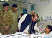 دہشت گرد حوصلے پست نہیں کر سکتے وزیر اعظم وطن کیلیے ہر قربانی دینگے آرمی چیف 