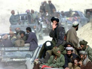 طالبان کا بدخشاں کے متعدد اضلاع پر قبضہ افغان فوجی تاجکستان فرار