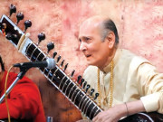 ہندوستان آج بھی گائیکی میں ہم سے پیچھے ہے استاد رئیس خان