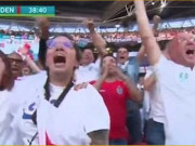 بیماری کا بہانہ بناکرفٹبال میچ دیکھنے والی خاتون ملازمت سے فارغ