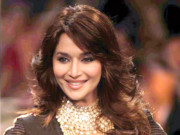 مادھوری ’’گلاب گینگ‘‘ کی تشہیرپر ہندی نظم پڑھیں گی 