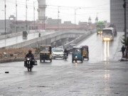 مون سون بارشیں عمان منتقل شہر میں سمندری ہوائیں بحال