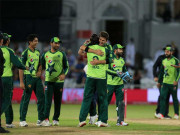 نوآموز انگلش ٹیم کے ہاتھوں کلین سوئپ