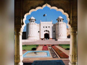 شاہی قلعہ اور شالامارباغ عالمی ثقافتی ورثے کی خطرات کا شکار مقامات کی فہرست سے خارج