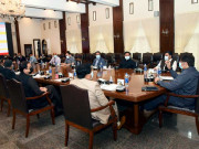 پولیس شام 6 بجے کے بعد گھروں سے غیرضروری نکلنے پر پابندی یقینی بنائے وزیراعلی سندھ