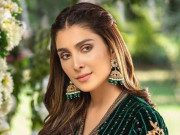 اپنے پیاروں کی حفاظت کیلئے کورونا ویکسین لگوانا ہماری ذمہ داری ہے عائزہ خان