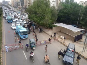 کراچی میں لاک ڈاؤن کا آغاز پولیس نے شہریوں کو تنگ کرنا شروع کردیا