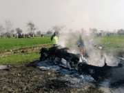 پاک فضائیہ کا تربیتی طیارہ گر کر تباہ پائلٹس بحفاظت اترنے میں کامیاب