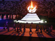 امید کی کرنیں بکھیر کر اولمپک مشعل بجھ گئی