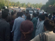 مری ایکسپریس وے پر موٹروے پولیس کا موٹرسائیکل سواروں پر ہیلمٹ نہ پہننے پر تشدد