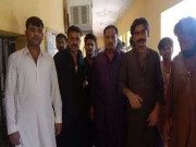 سینٹرل جیل لاڑکانہ میں قیدیوں نے 8 اہلکار یرغمال بنالیے وڈیووائرل