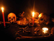 تعویز گنڈے سے ماں کے مرنے پر بیٹے نے پیر کو قتل کردیا