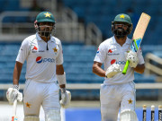 دوسرا ٹیسٹ ٹاپ آرڈر کی ناکامی کے بعد بابراعظم اور فواد عالم کی ذمہ دارانہ بیٹنگ