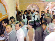 کمپیوٹرائزڈ اسلحہ لائسنس ڈی سی دفاتر میں کاؤنٹرز کی کمی سے شہری پریشان