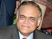 مشرف کیخلاف مقدمہ مضحکہ خیز ہے فیئر ٹرائل نہیں ہو سکتا جاوید جبار