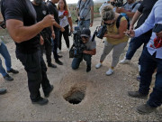 اسرائیلی جیل سے فلسطینی تنظیم کے رہنما 5 ساتھیوں سمیت سرنگ بناکر نکلنے میں کامیاب