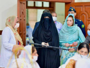 وزیر اعظم کی اہلیہ کا ادارہ برائے ذہنی صحت لاہور کا دورہ سہولیات کا جائزہ