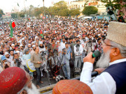 ملک کی سلامتی کیلیے قربانی سے دریغ نہیں کرینگے علامہ احمد لدھیانوی 