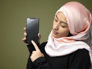 یمن حوثی باغیوں نے خواتین کے اسمارٹ فون اور میک اپ پر پابندی لگادی