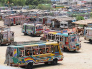 شاہراہ فیصل پر پولیس اہلکار کو بس تلے کچل کر ہلاک کرنے والے2ملزمان گرفتار