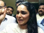 میرا کی کمرہ عدالت میں رو رو کر انصاف کیلیے دہائیاں
