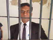 وکیل کی لاہور ہائیکورٹ کی کاپی برانچ میں توڑ پھوڑ ویڈیو سامنے آگئی