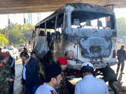 شام میں فوجیوں کی بس بم دھماکوں میں تباہ 14 اہلکار ہلاک