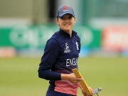 ابوظہبی ٹی 10 لیگ میں خاتون کرکٹر مردوں کی کوچ مقرر