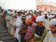 بھارت میں نمازِ جمعہ کے دوران ہندو انتہا پسندوں کے ’جے شری رام‘ کے نعرے