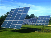 سولر پینلز کی درآمد پر بھاری ٹیکس عائد کرنے کا فیصلہ