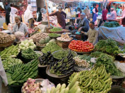 روزمرہ اشیا کی قیمتیں کنٹرول نہ کرنے سے متعلق درخواست پر جواب طلب